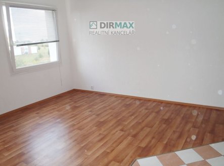 Pronájem bytu, 1+kk, 32 m²