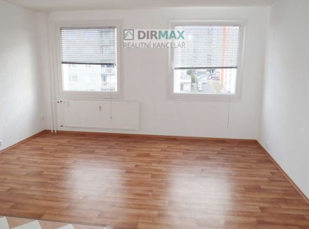 Pronájem bytu, 1+kk, 32 m²