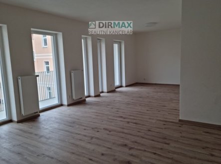 Pronájem bytu, 1+kk, 57 m²