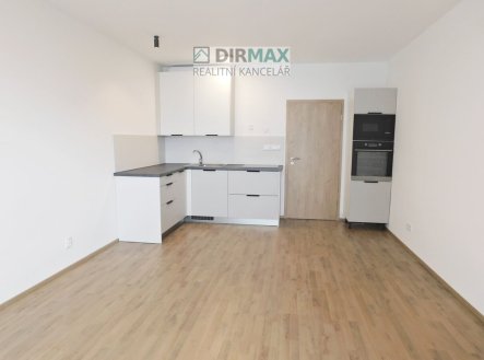 Pronájem bytu, 1+kk, 38 m²