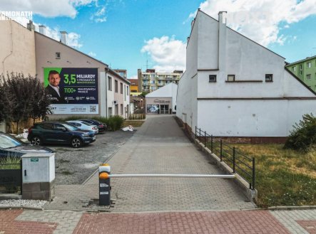 Prodej komerčního objektu, obchodní centrum, 2 610 m²
