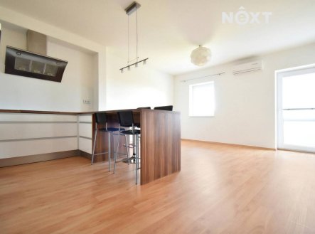 Pronájem bytu, 3+kk, 67 m²