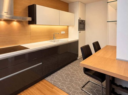 Pronájem bytu, 3+kk, 58 m²