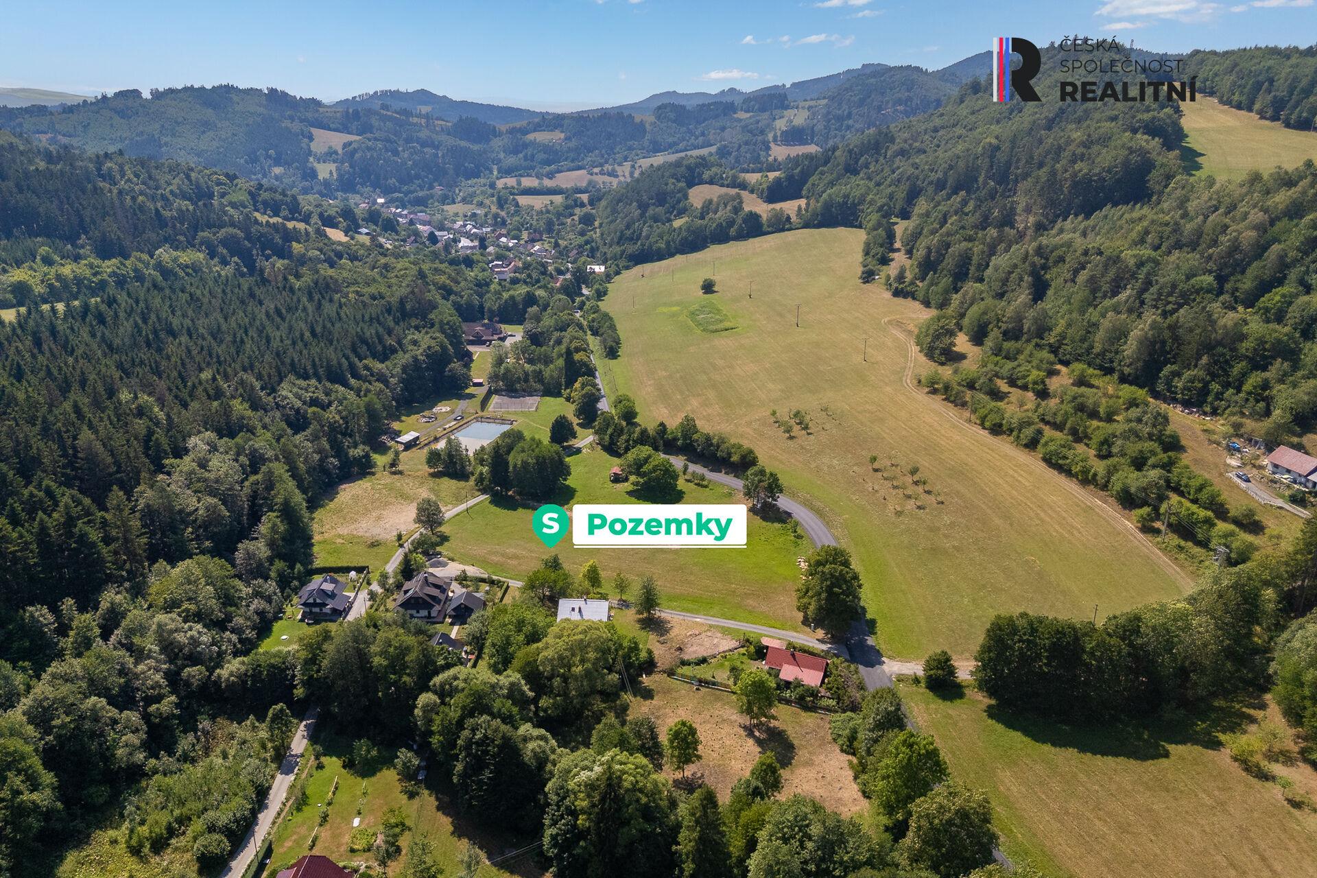 Prodej stavebního pozemku 9 229 m2, obec Držková - Májová, okres Zlín.