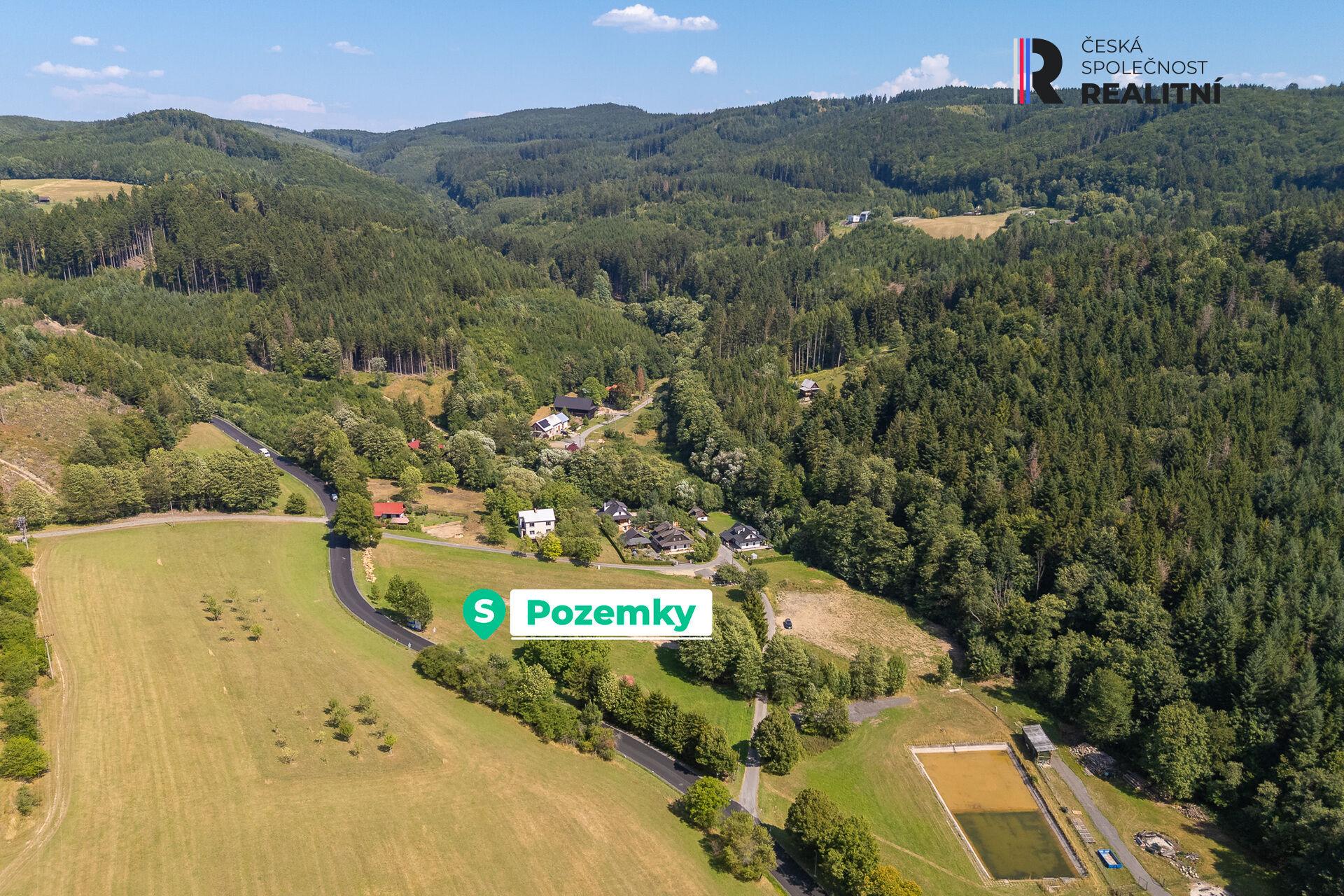 Prodej stavebního pozemku 9 229 m2, obec Držková - Májová, okres Zlín.