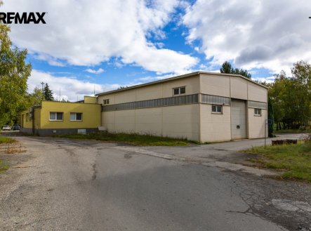 Prodej výrobní prostory, 1 033 m²