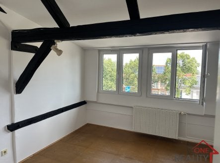 Pronájem bytu, 3+1, 90 m²