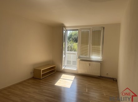 Pronájem bytu, 1+1, 35 m²