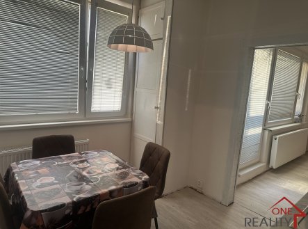 Pronájem bytu, 3+1, 69 m²