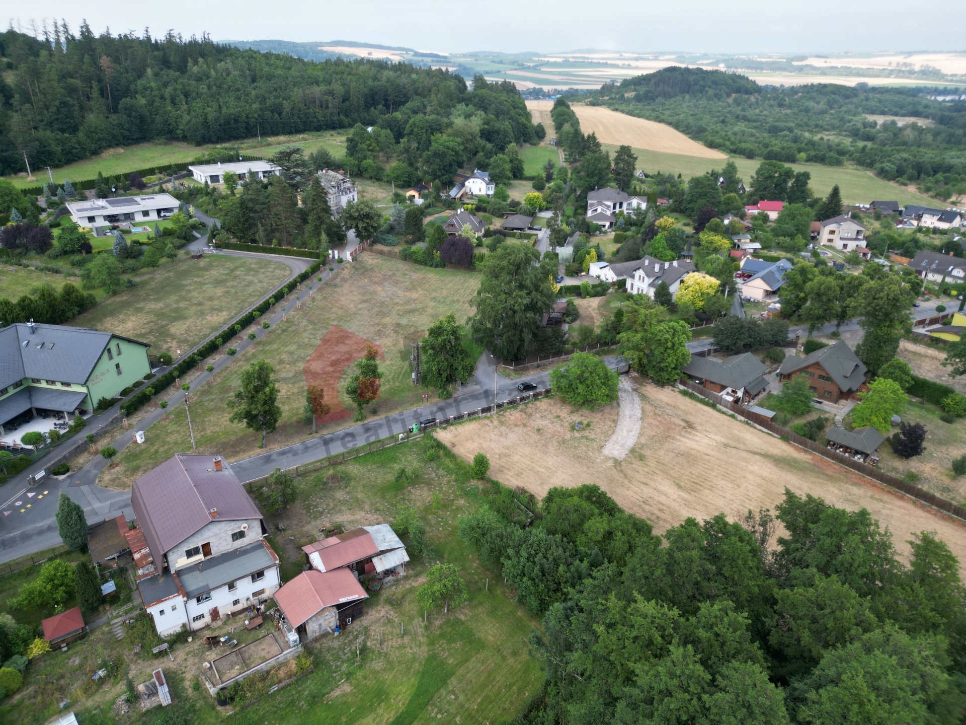Prodej stavebního pozemku 755 m2 Ježník, Krnov - Pod Bezručovým vrchem
