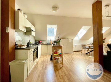 Pronájem bytu, 3+kk, 89 m²