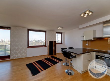 Pronájem bytu, 3+kk, 100 m²