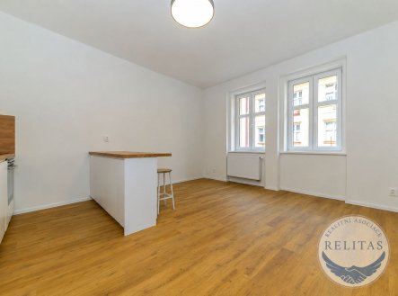 Pronájem bytu, 2+kk, 47 m²