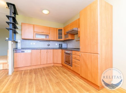 Pronájem bytu, 3+kk, 67 m²