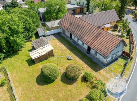 Prodej pozemku pro bydlení, 2 069 m²