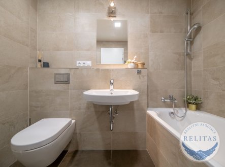 Pronájem bytu, 1+kk, 43 m²