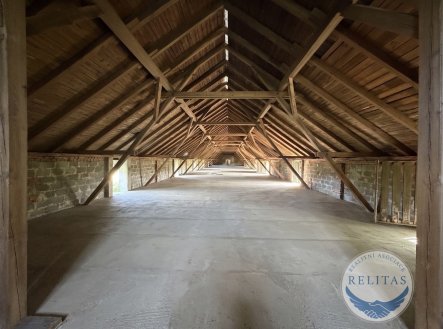 Prodej domu/vily, 1 627 m²
