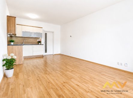 Pronájem bytu, 1+kk, 32 m²
