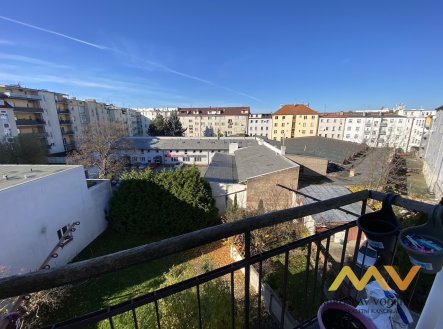 Pronájem bytu, 3+1, 92 m²