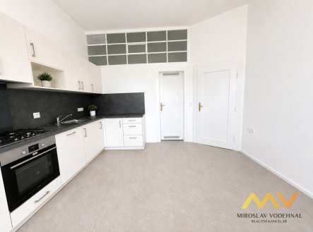 Pronájem bytu, 3+1, 129 m²