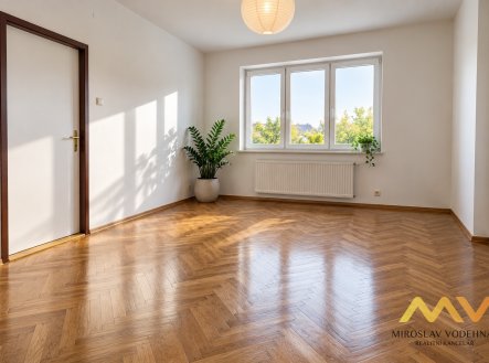 Pronájem bytu, 3+1, 98 m²