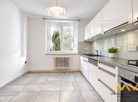 Pronájem bytu, 3+1, 74 m²