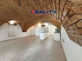 Pronájem bytu, 1+kk, 70 m²