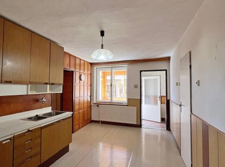 . | Prodej - dům/vila, 175 m²