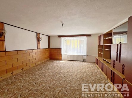 Obývací pokoj (přízemí) | Prodej - dům/vila, 175 m²