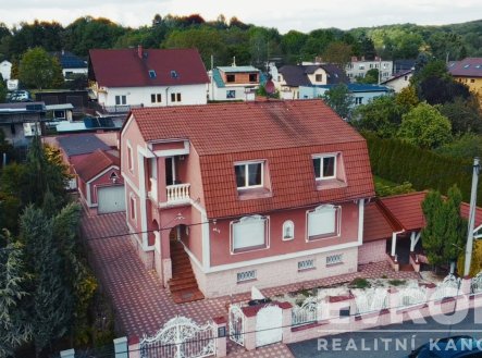 Prodej domu/vily, 220 m² obrázek