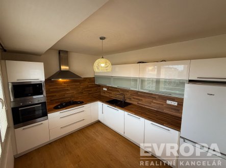 Prodej bytu, 3+1, 76 m²