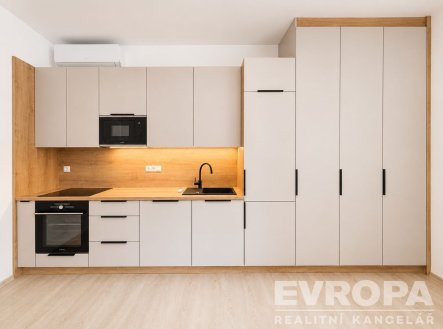 Pronájem bytu, 3+kk, 50 m² obrázek