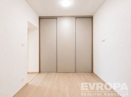 Pronájem bytu, 3+kk, 50 m²