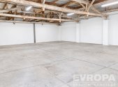 Pronájem skladu, 187 m²