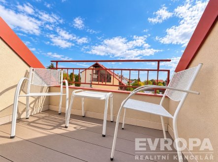 Pronájem bytu, 3+kk, 65 m²