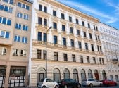 Prodej nájemního domu, 2 850 m²