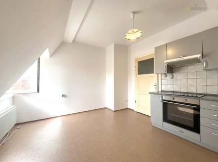 Pronájem bytu, 1+kk, 22 m²