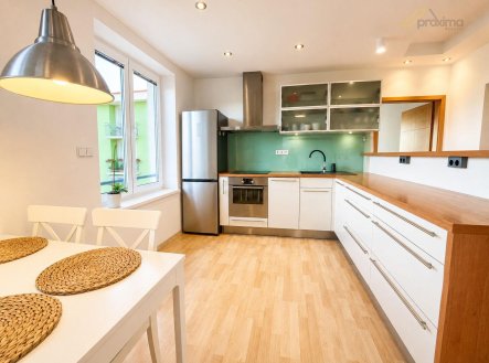 Pronájem bytu, 3+kk, 75 m²