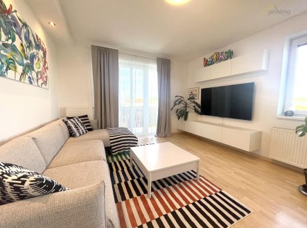 Pronájem bytu, 3+kk, 75 m²
