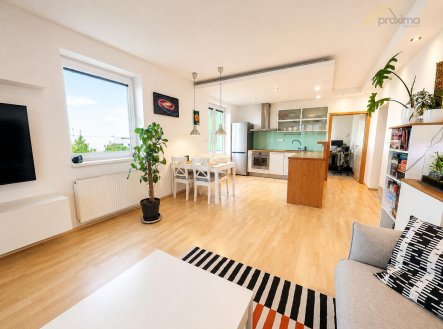 Pronájem bytu, 3+kk, 75 m²