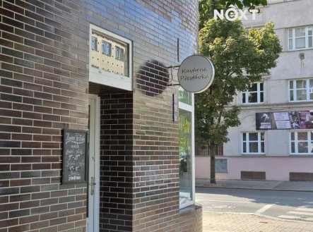 Pronájem komerčního objektu, jiný, 65 m²