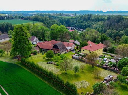 Prodej domu/vily, 989 m²