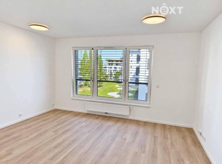 Pronájem bytu, 1+kk, 33 m²