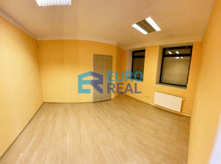 Pronájem kanceláře, 25 m²