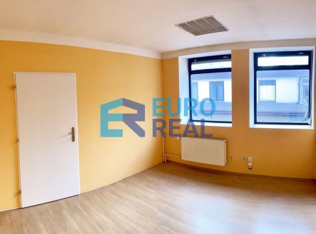 Pronájem kanceláře, 25 m²