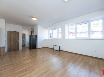 Pronájem bytu, 1+kk, 30 m²