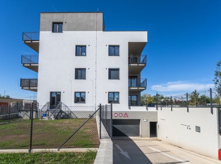 Pronájem bytu, 2+kk, 67 m²