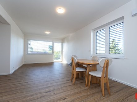 Pronájem bytu, 2+kk, 67 m²