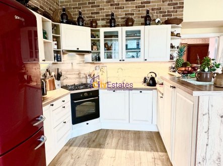 Prodej bytu, 3+kk, 108 m²