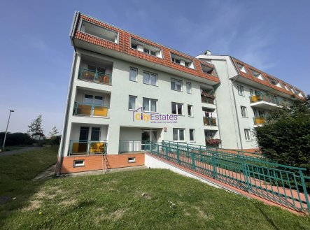 Pronájem bytu, 2+1, 72 m²